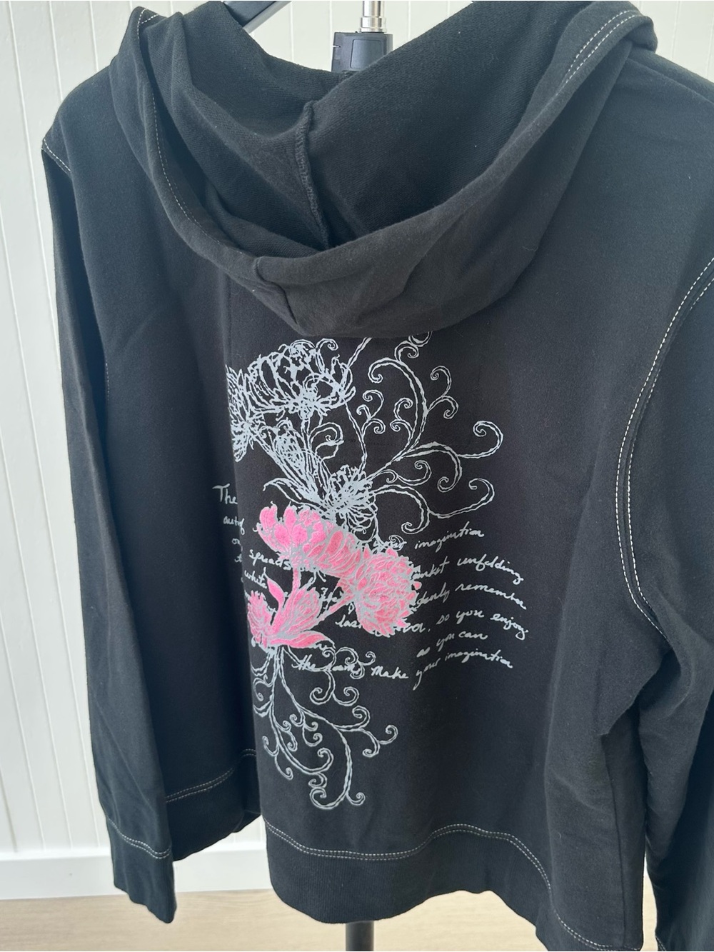 Women’s Black Zip-Up Hoodie Sweater